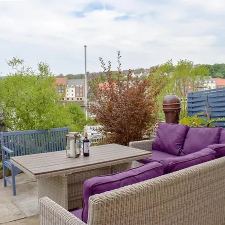 Esk View - Dc5135 惠特比